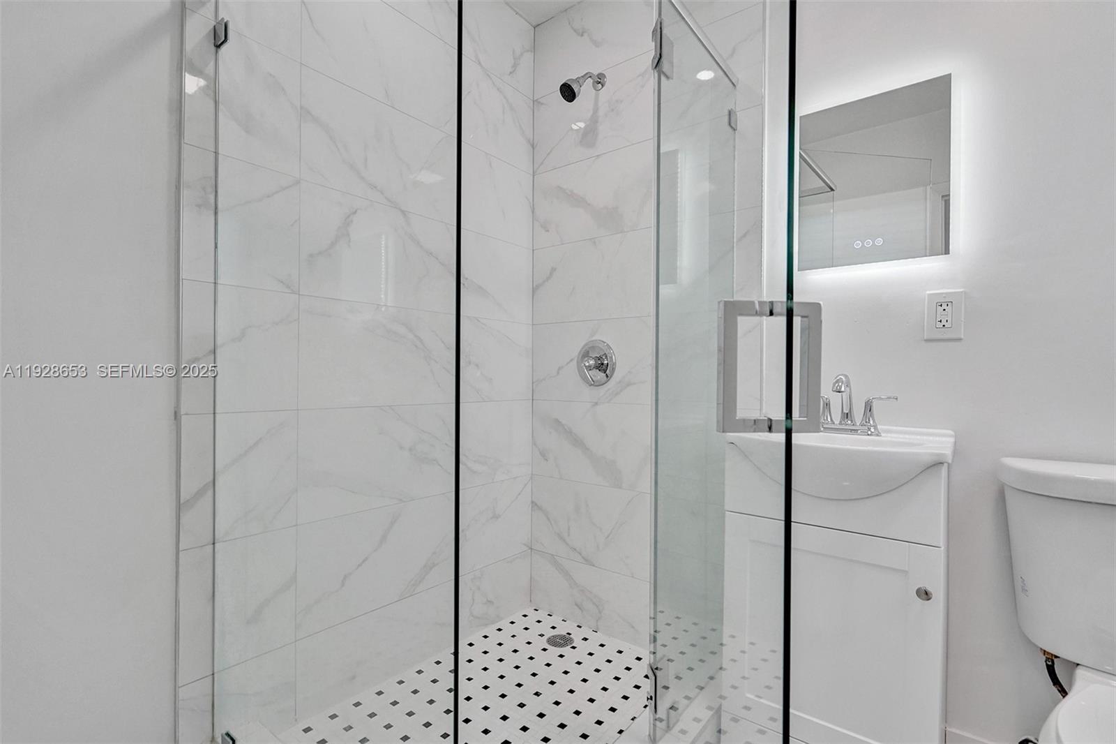 MANANA - Residential