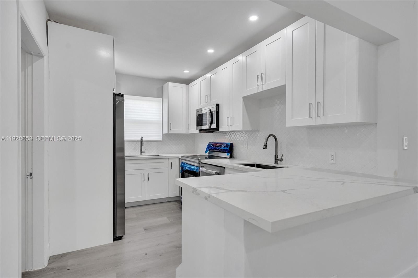 MANANA - Residential