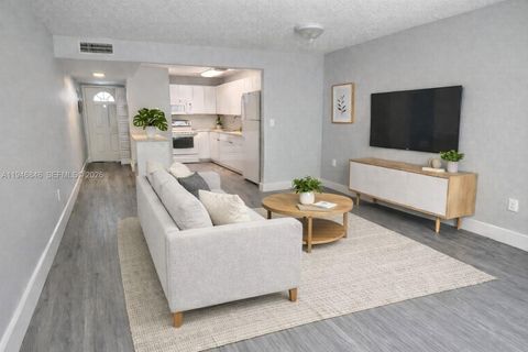 10000 NW 80th Ct 2232 Hialeah Gardens FL 33016