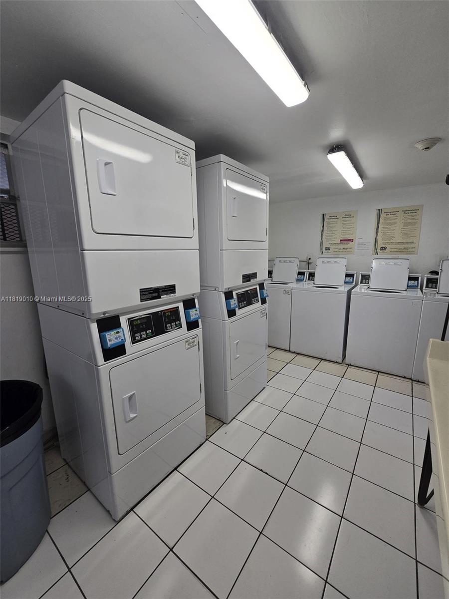 PINEBARK CONDO NO 1 - Residential