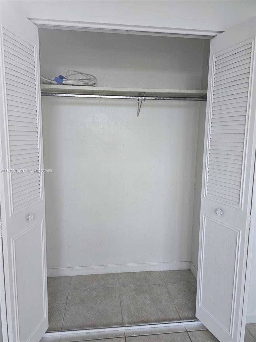 PINEBARK CONDO NO 1 - Residential