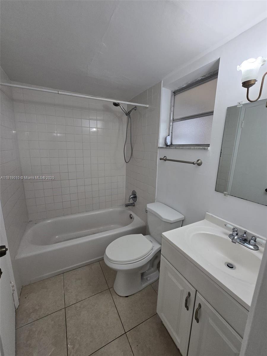 PINEBARK CONDO NO 1 - Residential