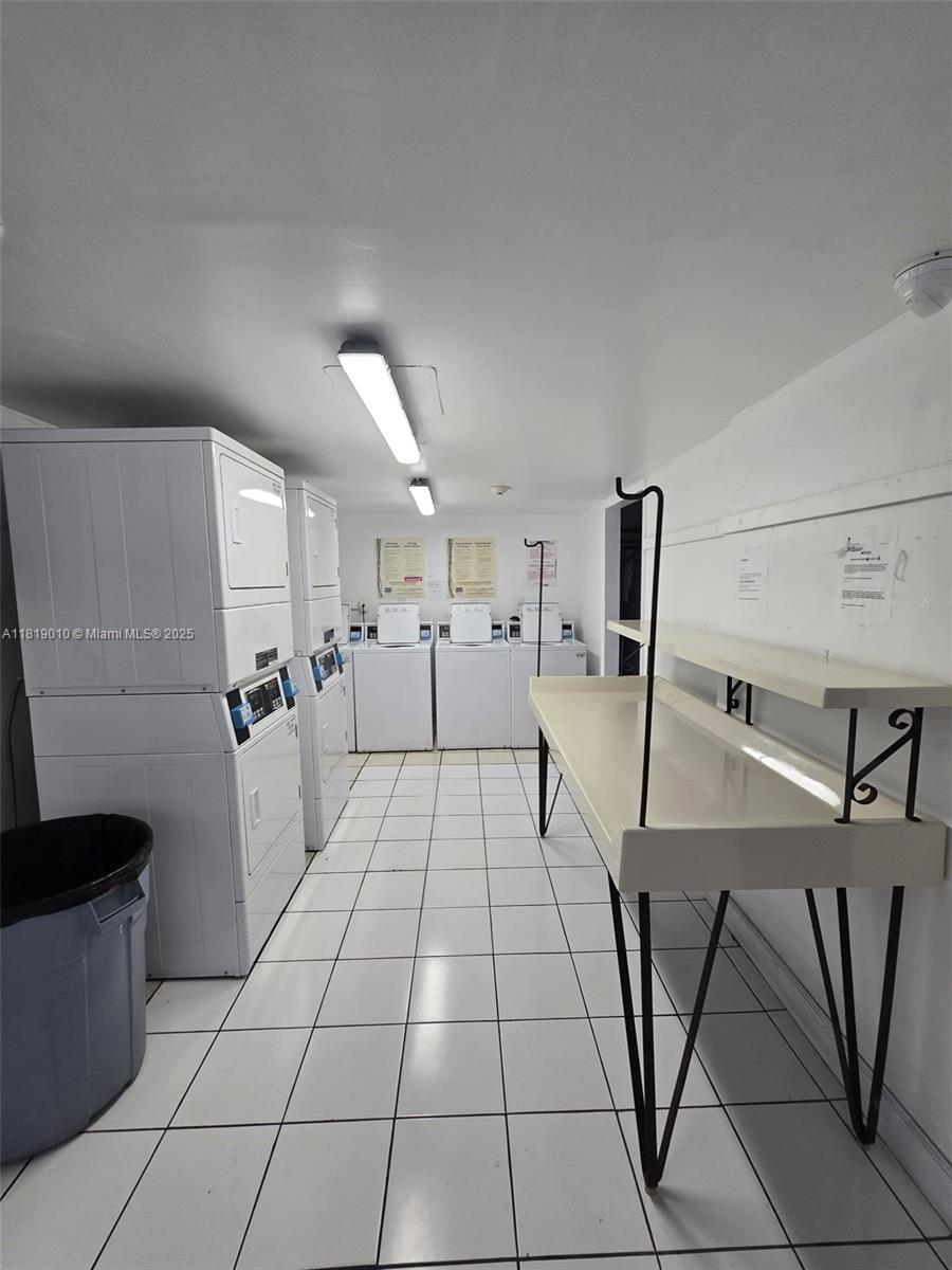 PINEBARK CONDO NO 1 - Residential
