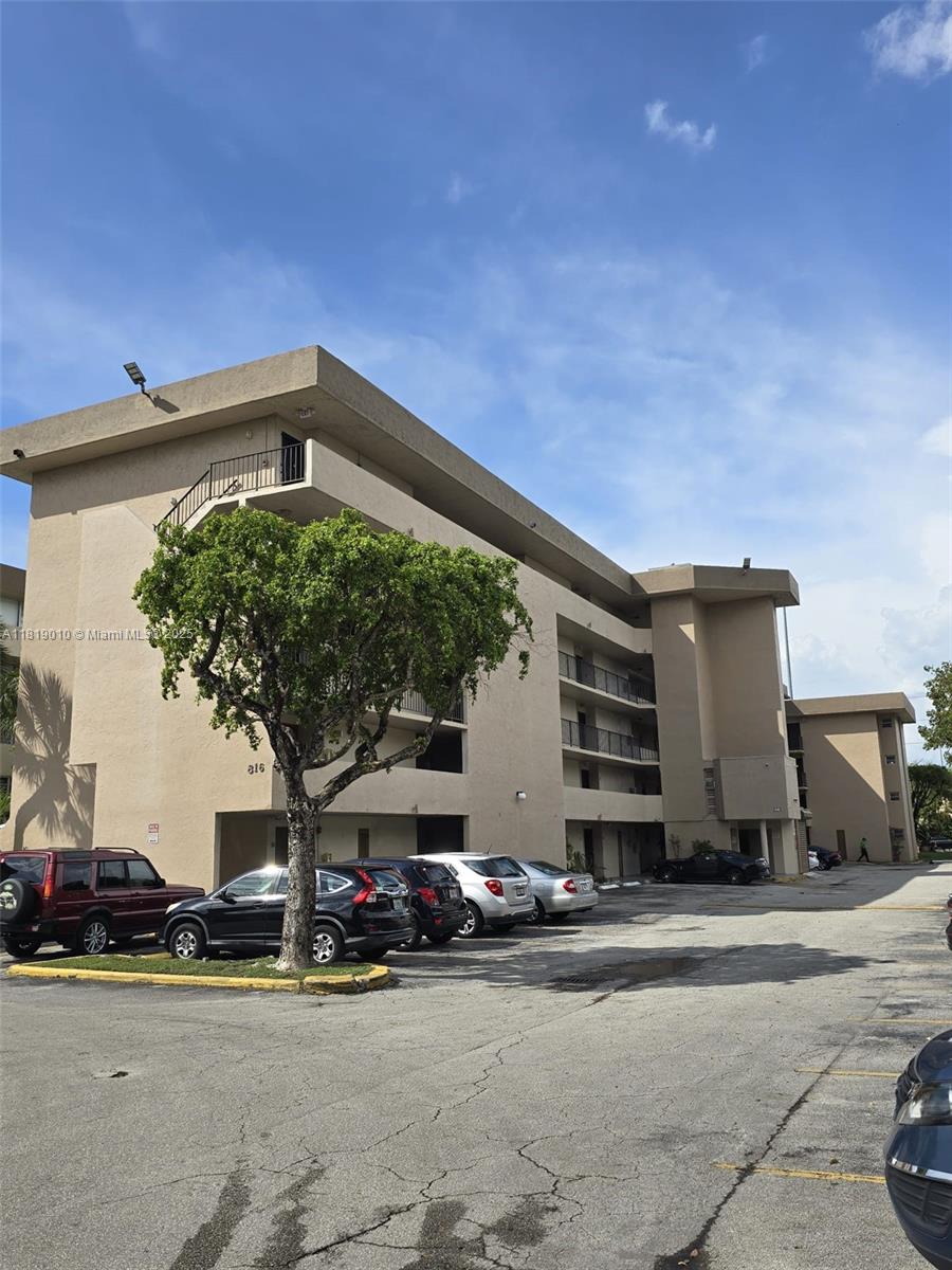 PINEBARK CONDO NO 1 - Residential