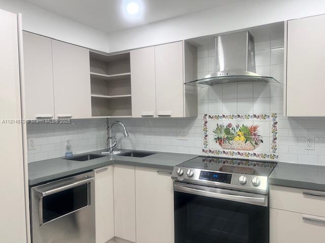 WINSTON TOWERS 100 CONDO - Residential Lease