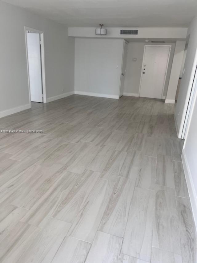 WINSTON TOWERS 100 CONDO - Residential Lease