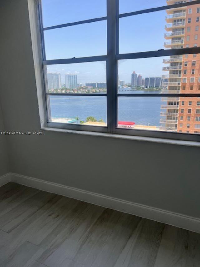 WINSTON TOWERS 100 CONDO - Residential Lease