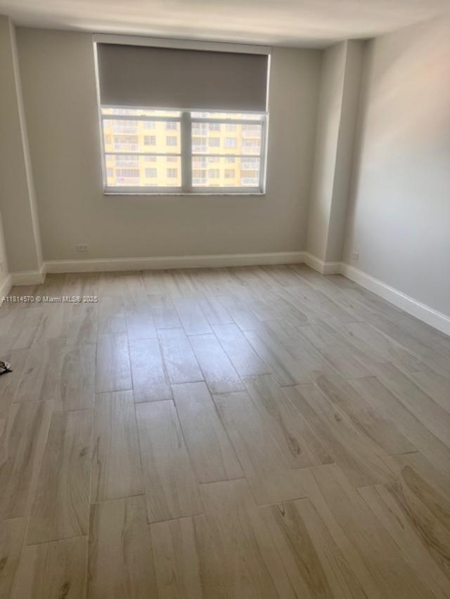 WINSTON TOWERS 100 CONDO - Residential Lease