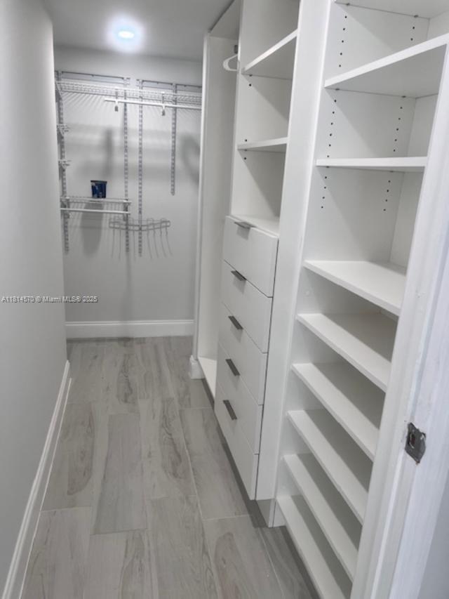 WINSTON TOWERS 100 CONDO - Residential Lease
