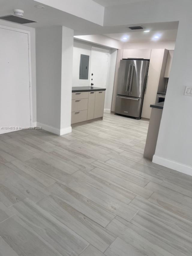 WINSTON TOWERS 100 CONDO - Residential Lease