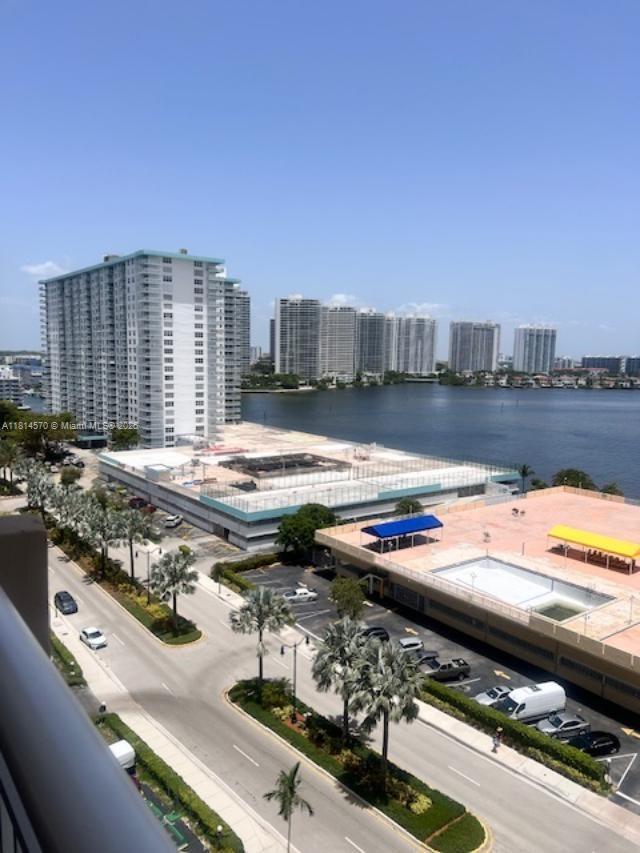 WINSTON TOWERS 100 CONDO - Residential Lease