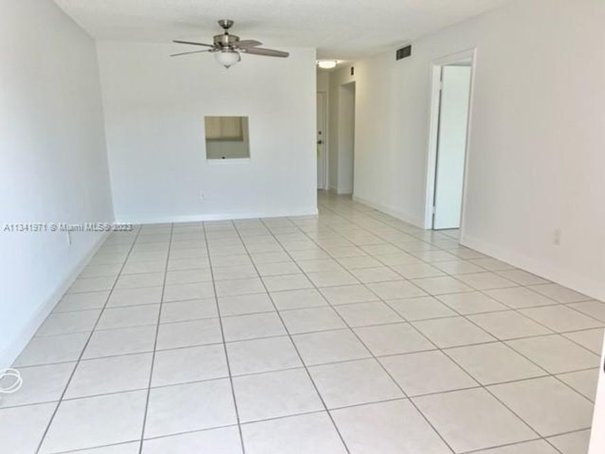 Spacious Apartment in desirable Dadeland Area. Freshly painted, very clean, new refrigerator and dishwasher. Plenty of closet space. 
Impact-resistant sliding door, windows, and front door. Awesome view of the courtyard from your front door!
The community of Kings Creek offers multiple amenities, pool, tennis court, gym, children's playground, and 24/7 roaming security.
Close to Dadeland Mall, hospital, shopping centers, bus station, Metrorail, X-press ways, restaurants, and much more.Easy to show.