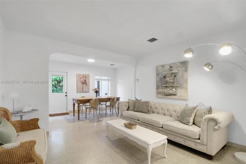 Photo of 231 NE 43rd St, Miami, FL 33137 (MLS # A12005706)