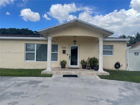 9361 SW 16th St Miami FL 33165