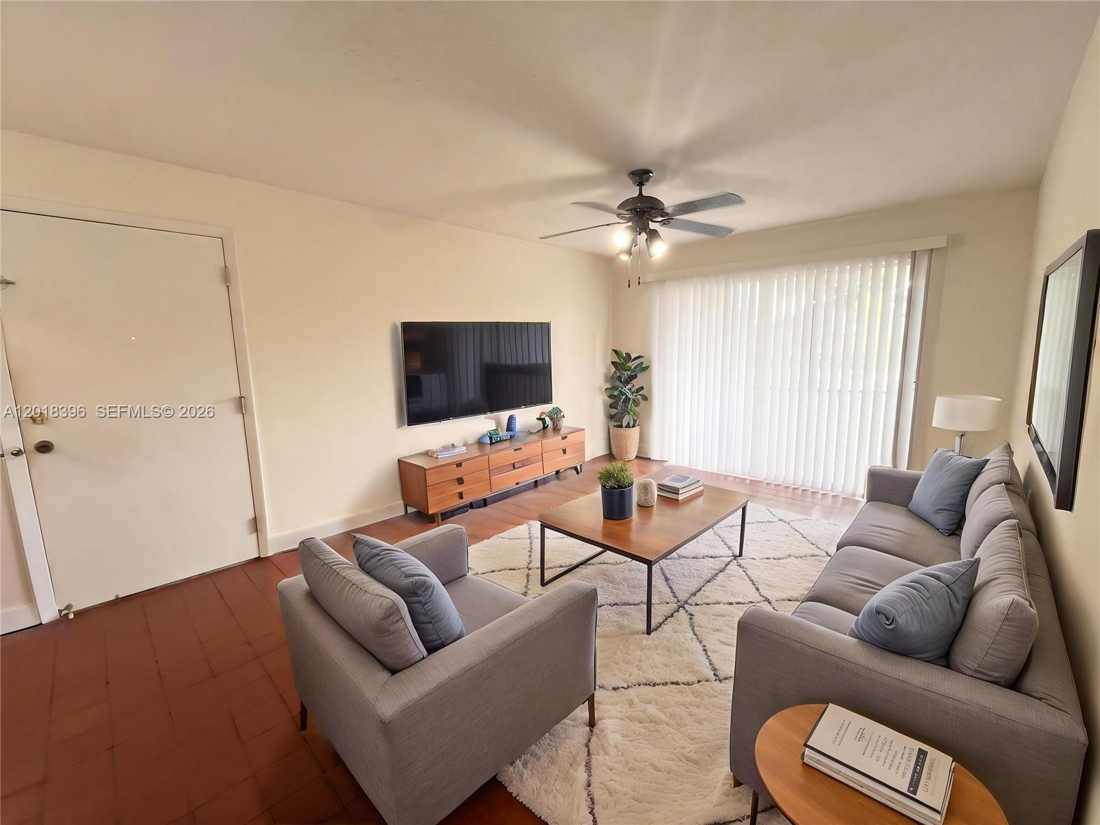 CASA GRANADA CONDO - Residential