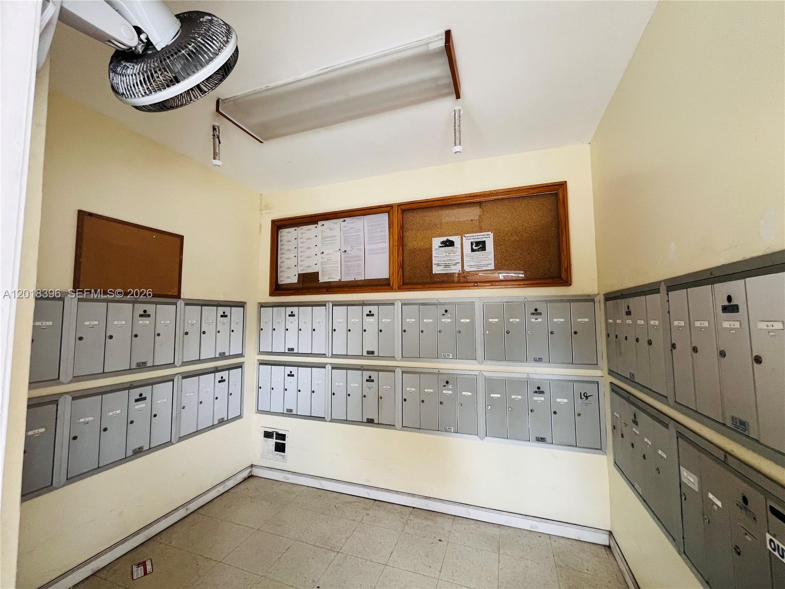 CASA GRANADA CONDO - Residential