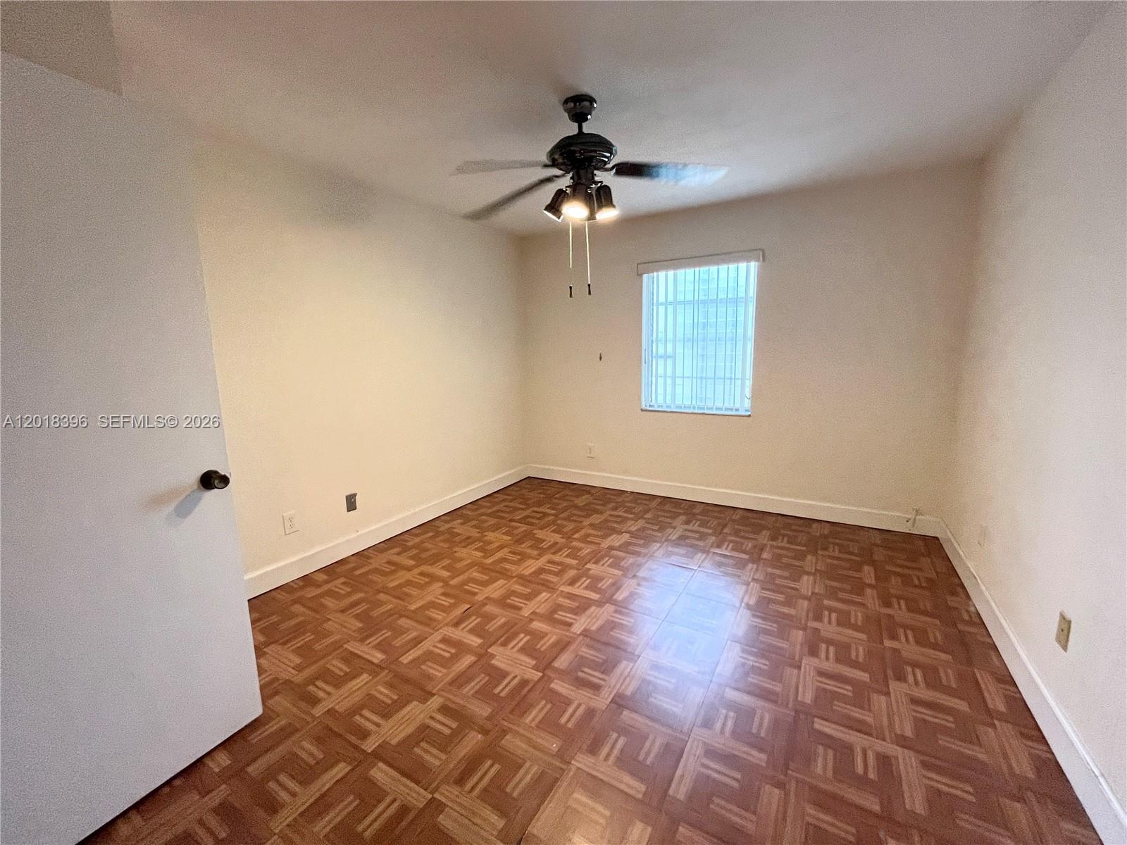 CASA GRANADA CONDO - Residential