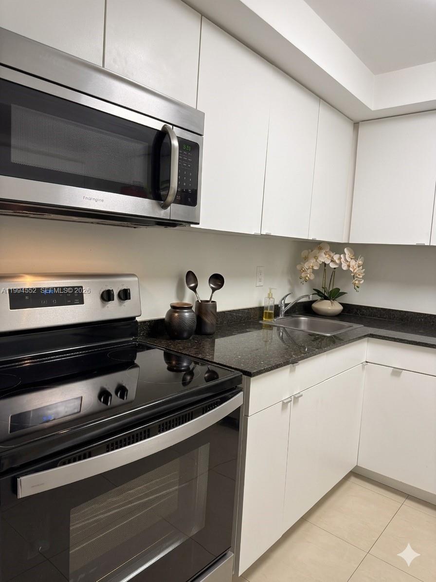 MIDDLE RIVER TOWER CONDO - Residential