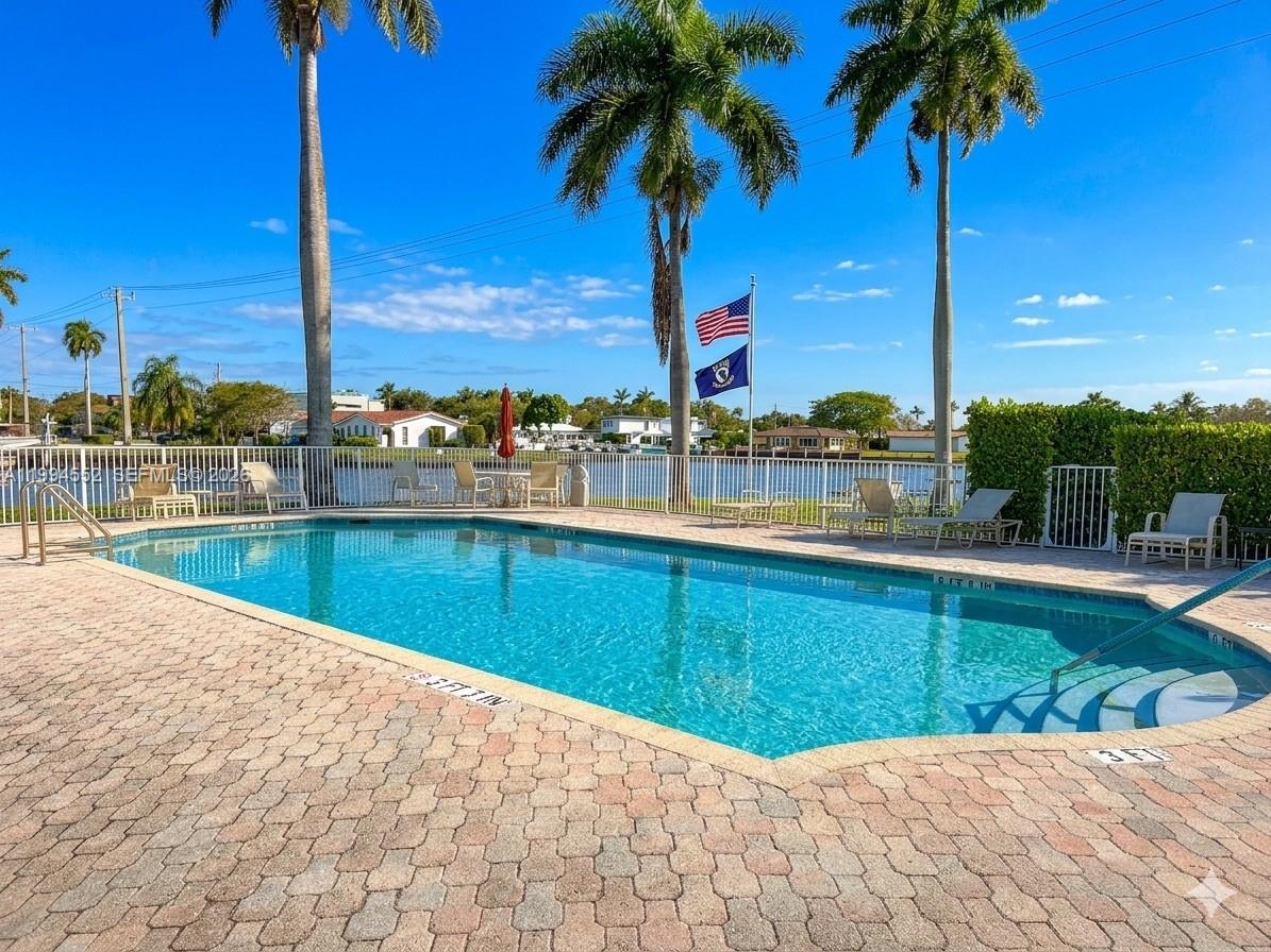 MIDDLE RIVER TOWER CONDO - Residential