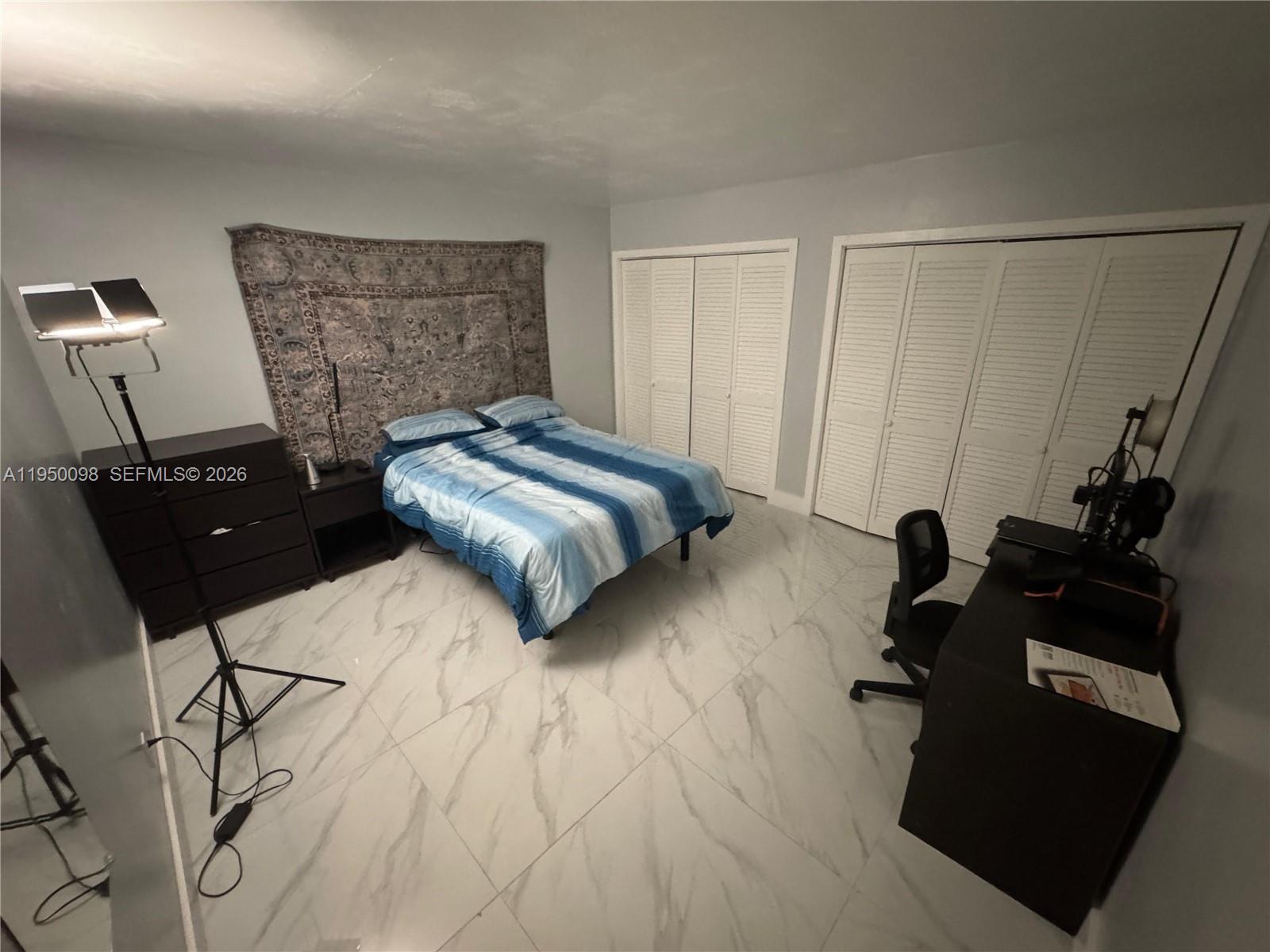 DELL MANOR CONDOMINIUM - Residential