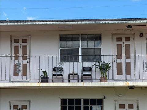 Photo of 1825 Cleveland St #15, Hollywood, FL 33020 (MLS # A11950098)