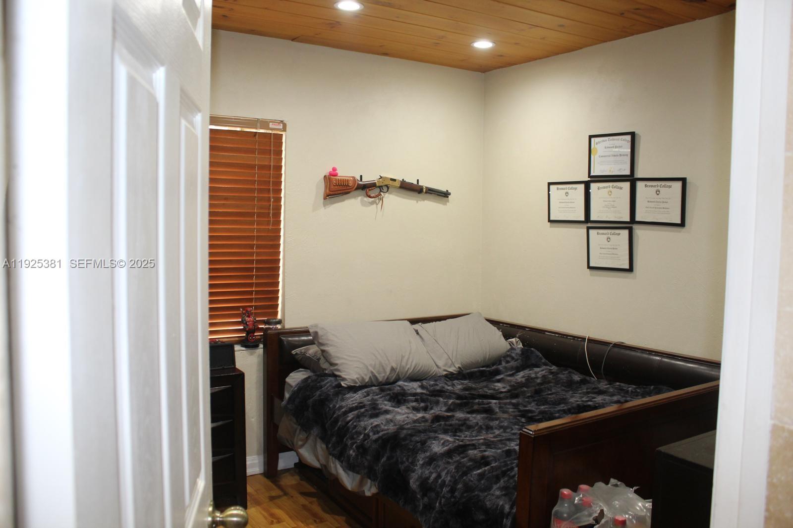 AMERITRAIL SECTION ONE - Residential