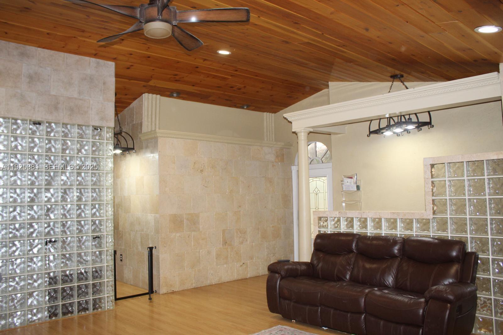 AMERITRAIL SECTION ONE - Residential