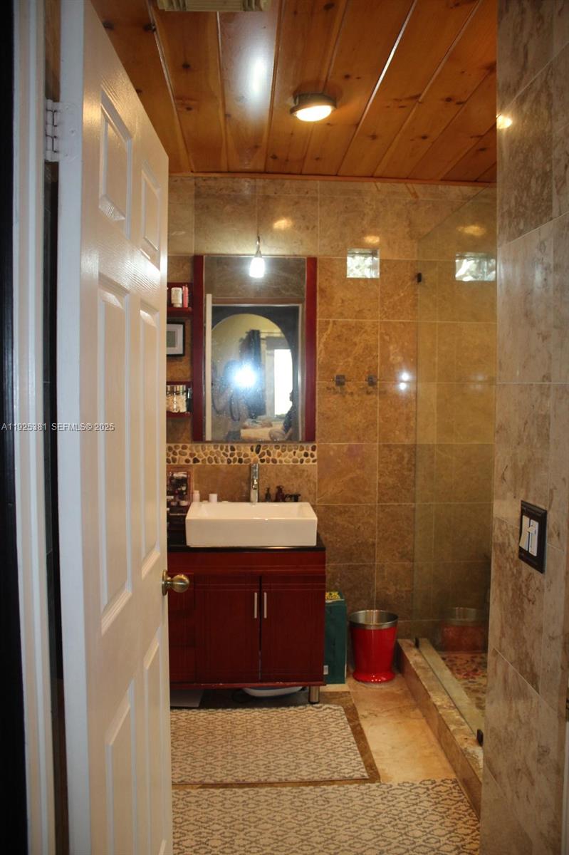 AMERITRAIL SECTION ONE - Residential