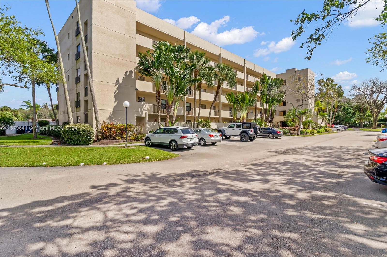 Property for Sale at 2900 Nw 42nd Ave A302, Coconut Creek, Broward County, Florida - Bedrooms: 2 
Bathrooms: 2  - $243,999