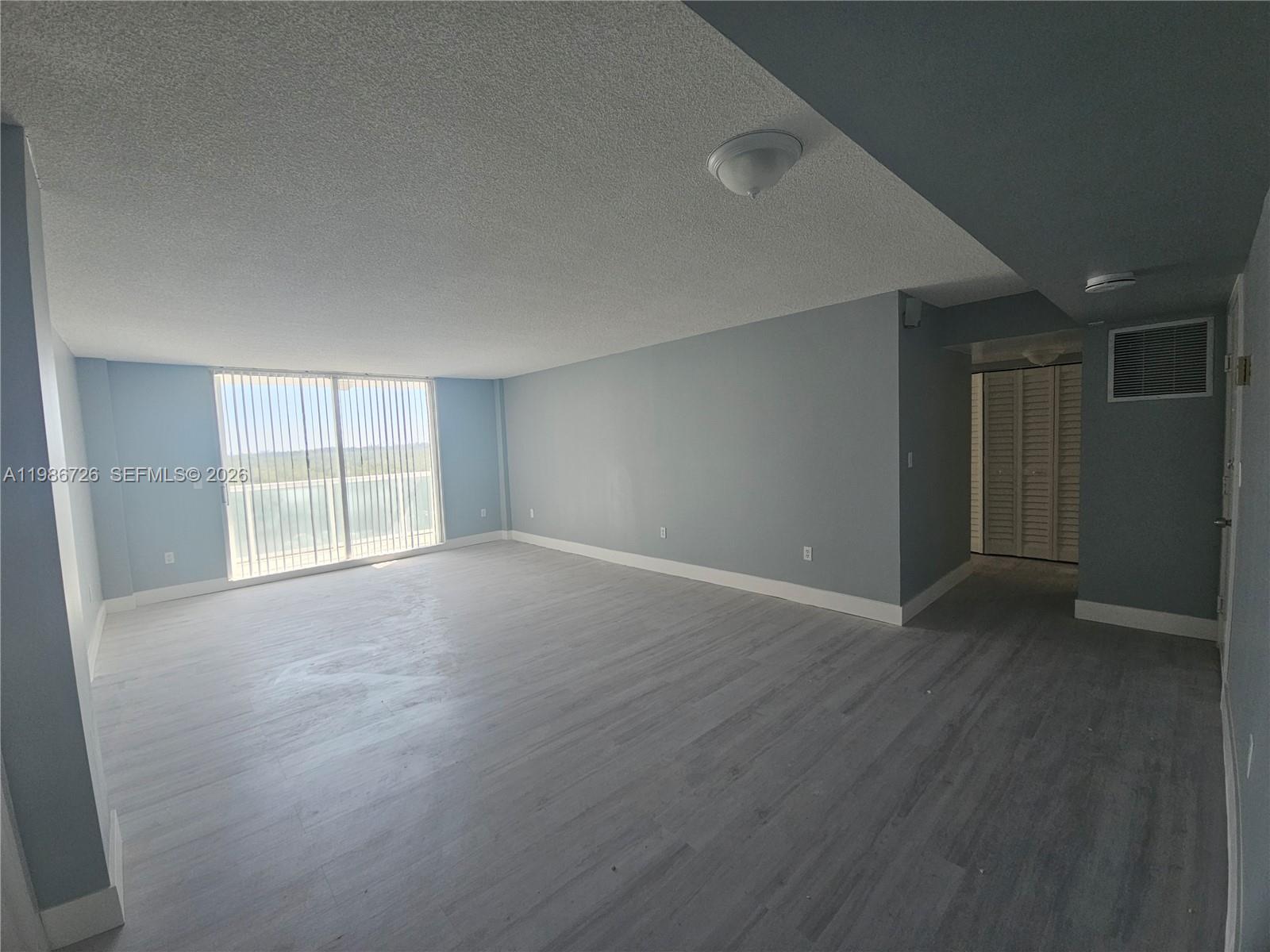 2841 NE 163rd St 914