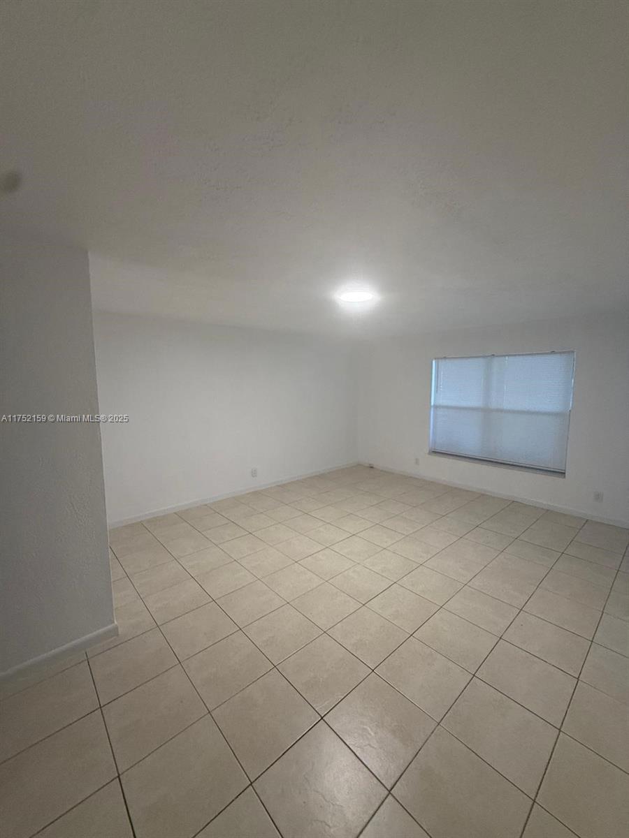 CROSS BRIAR I CONDO - Residential