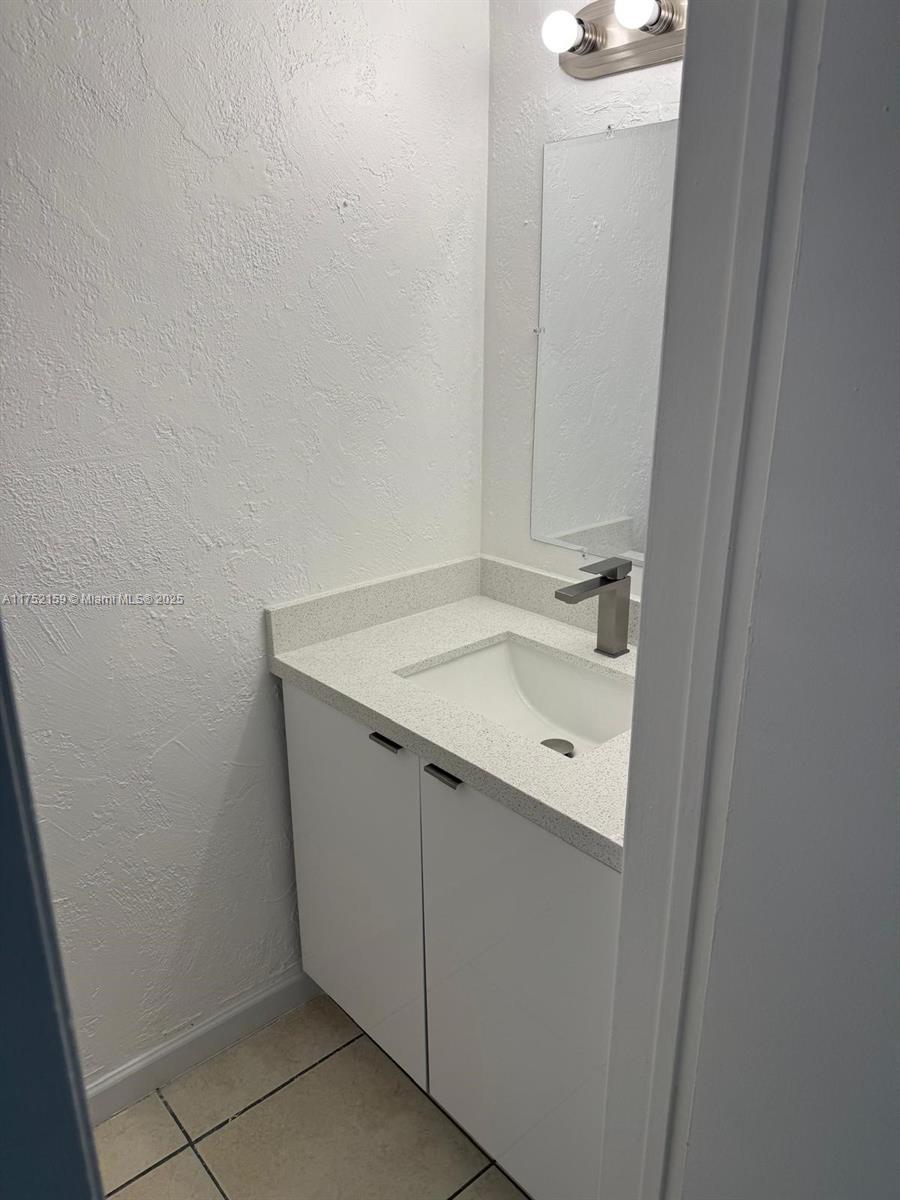 CROSS BRIAR I CONDO - Residential