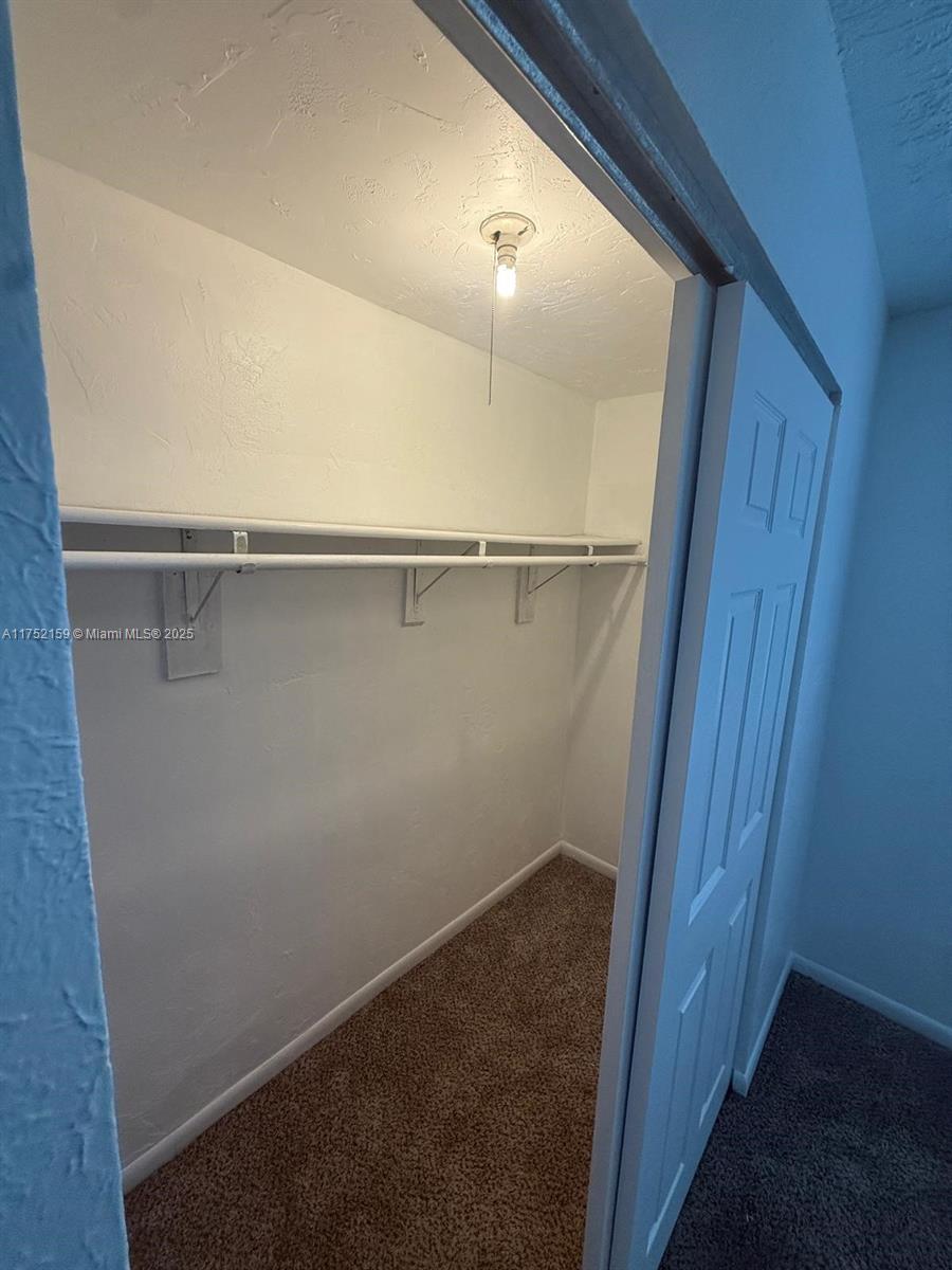 CROSS BRIAR I CONDO - Residential