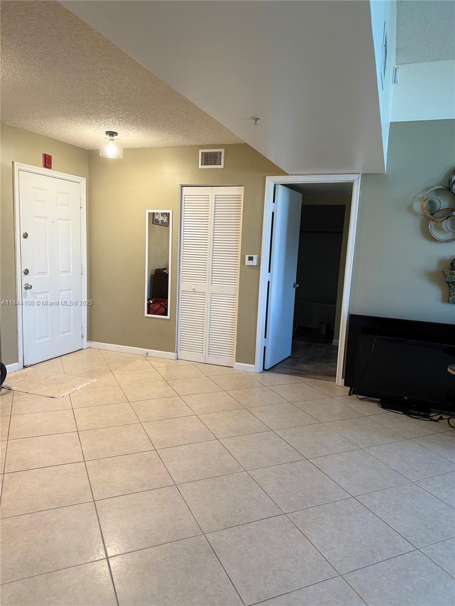 SHERIDAN EAST CONDO BLDG - Residential Lease