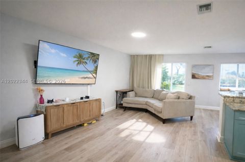 Photo of 6613 Old Farm Trl, Boynton Beach, FL 33437 (MLS # A12022344)