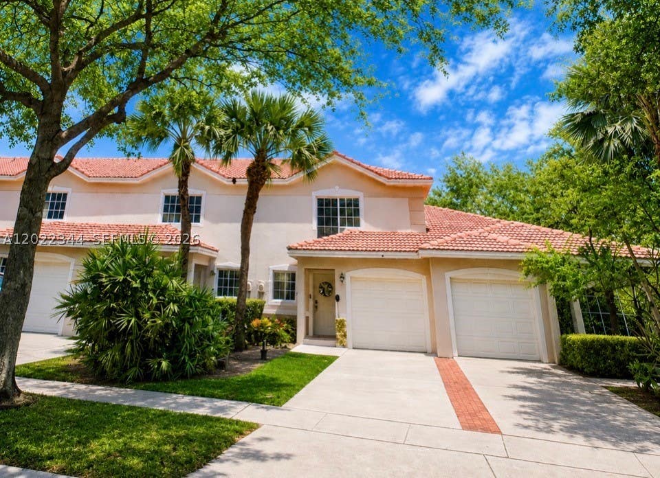 Photo of 6613 Old Farm Trl, Boynton Beach, FL 33437 (MLS # A12022344)