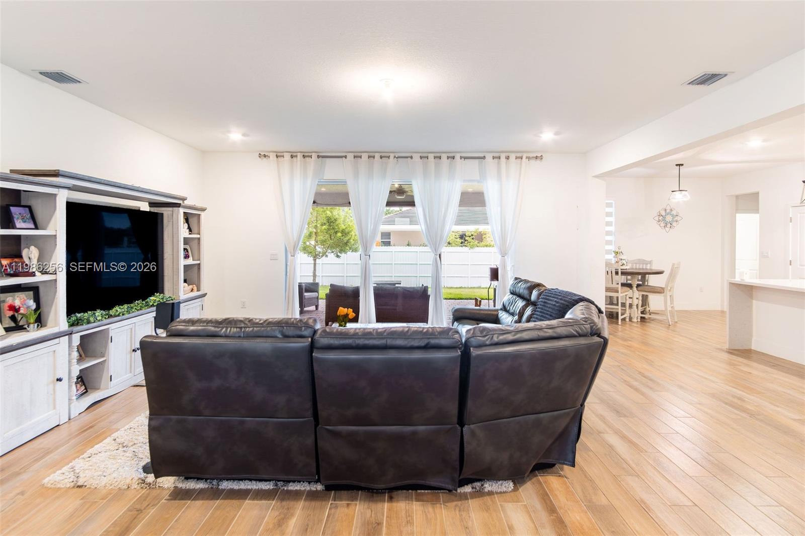 Grove Estates - Residential