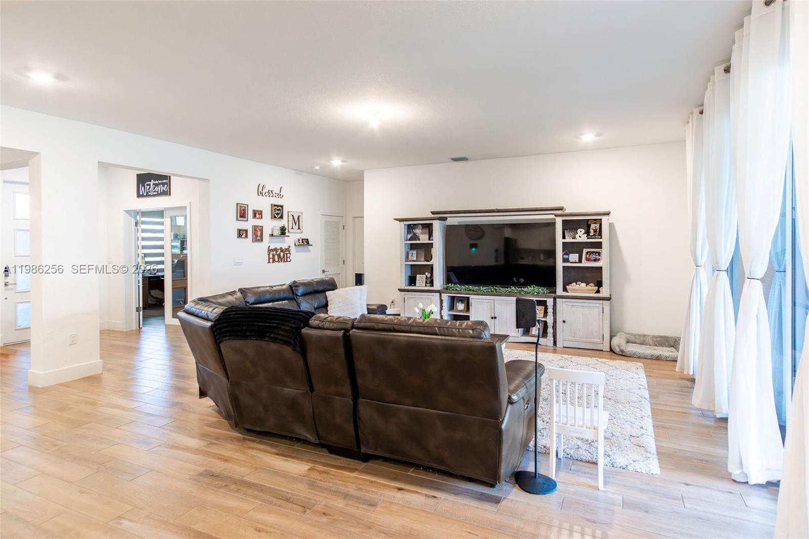 Grove Estates - Residential