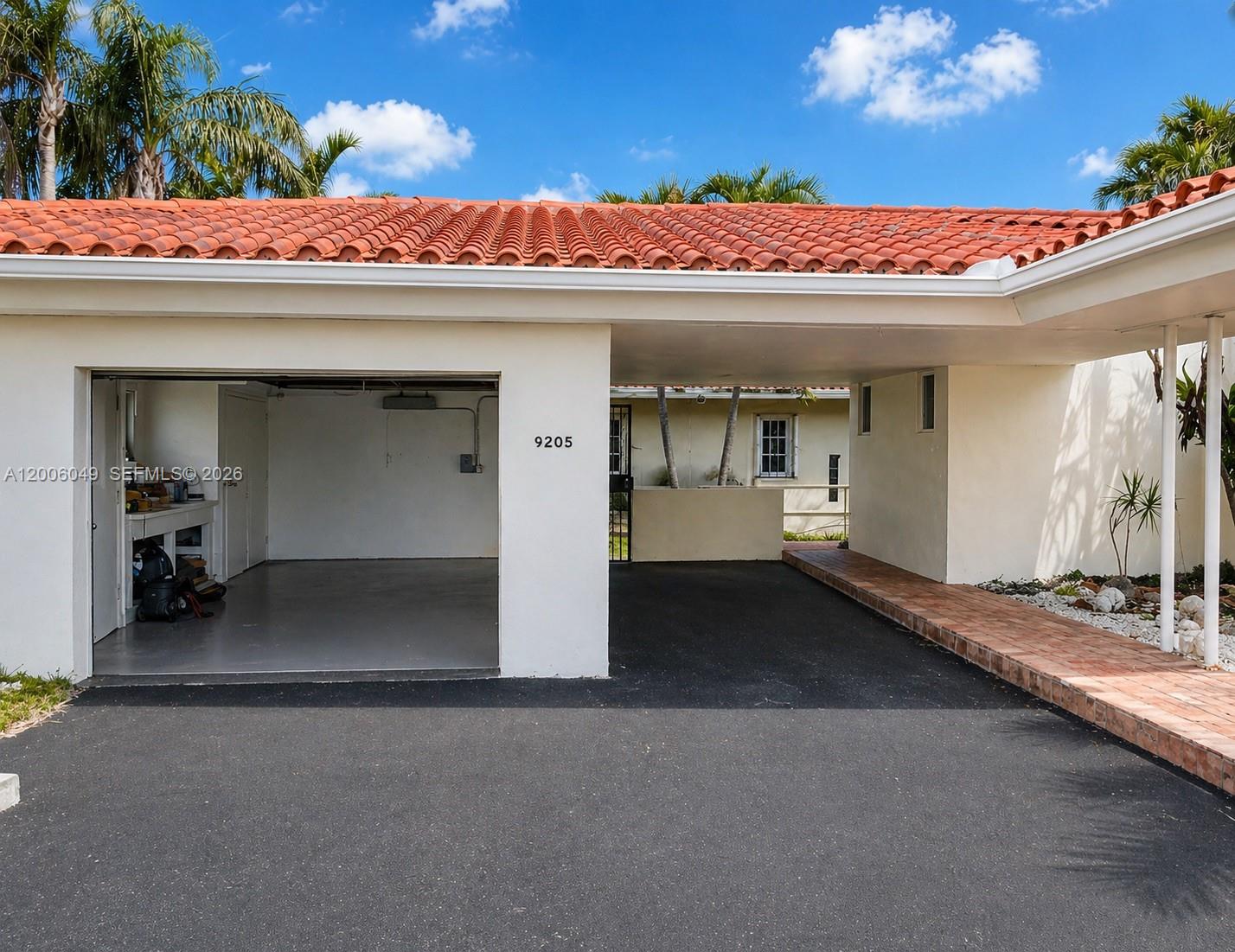 ALTOS DEL MAR NO 5 - Residential