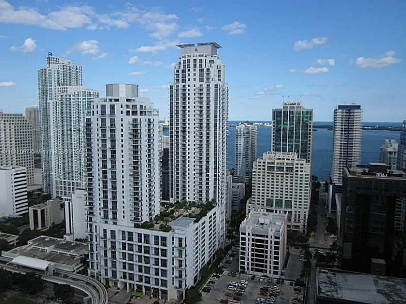 1050 Brickell Ave 2612