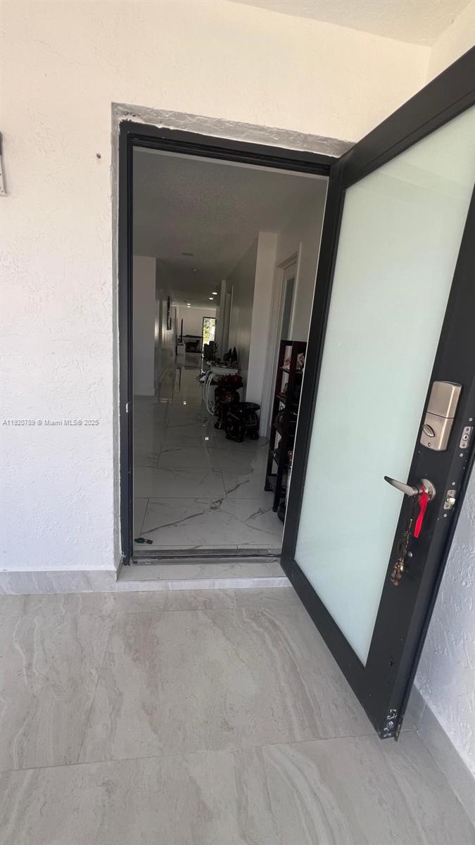 SUNNY ISLES INLAND - Residential