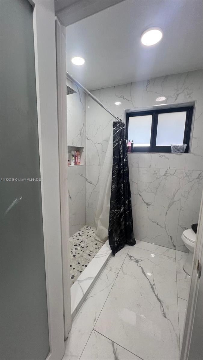 SUNNY ISLES INLAND - Residential