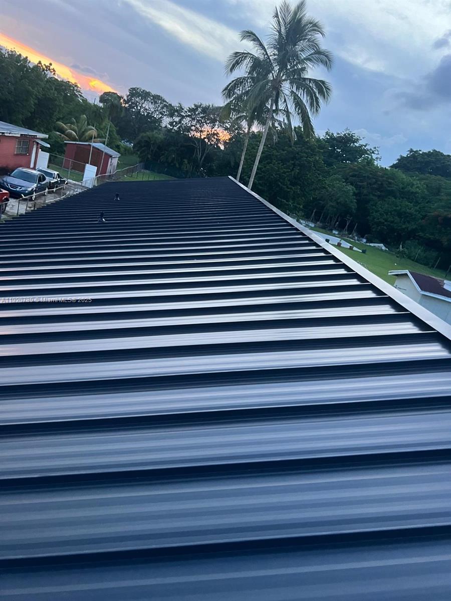 SUNNY ISLES INLAND - Residential