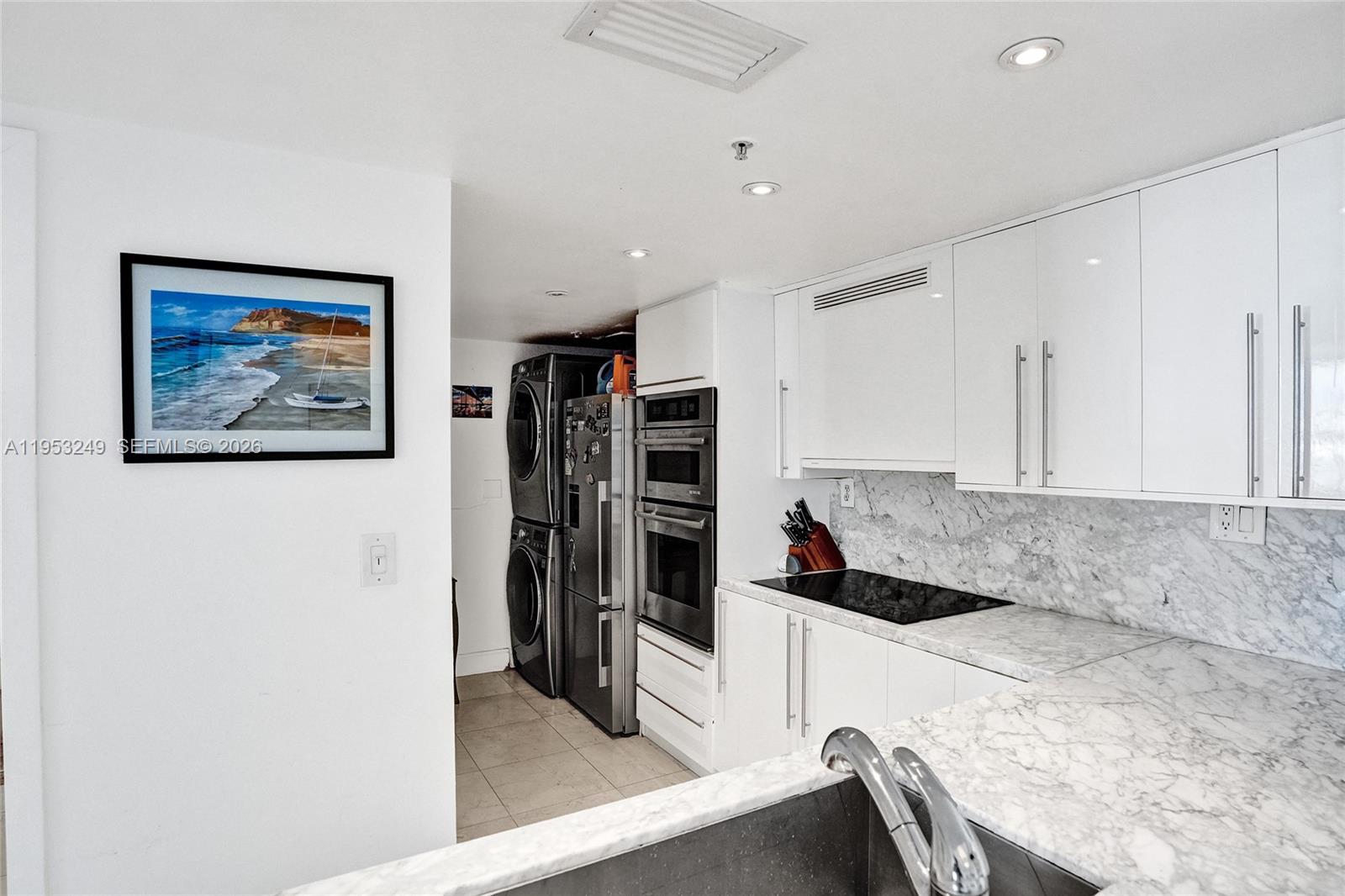 THE FLORIDIAN CONDO - Residential