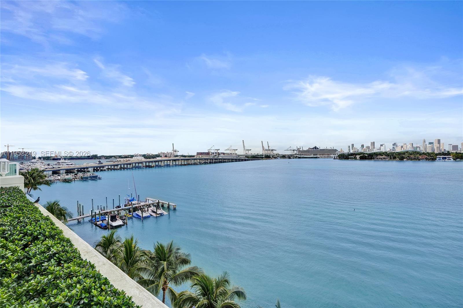 THE FLORIDIAN CONDO - Residential