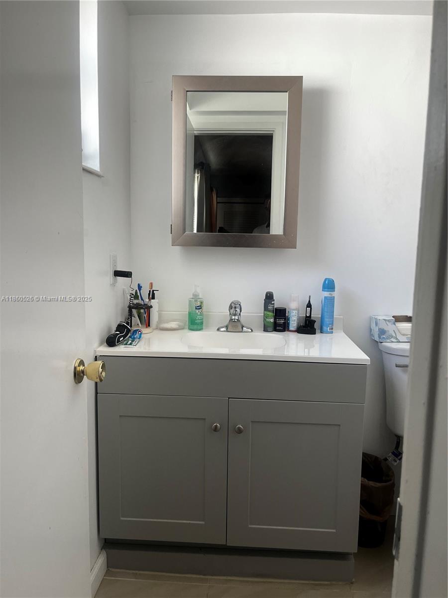 CORAL HIGHLANDS RESUB BLK - Residential Lease