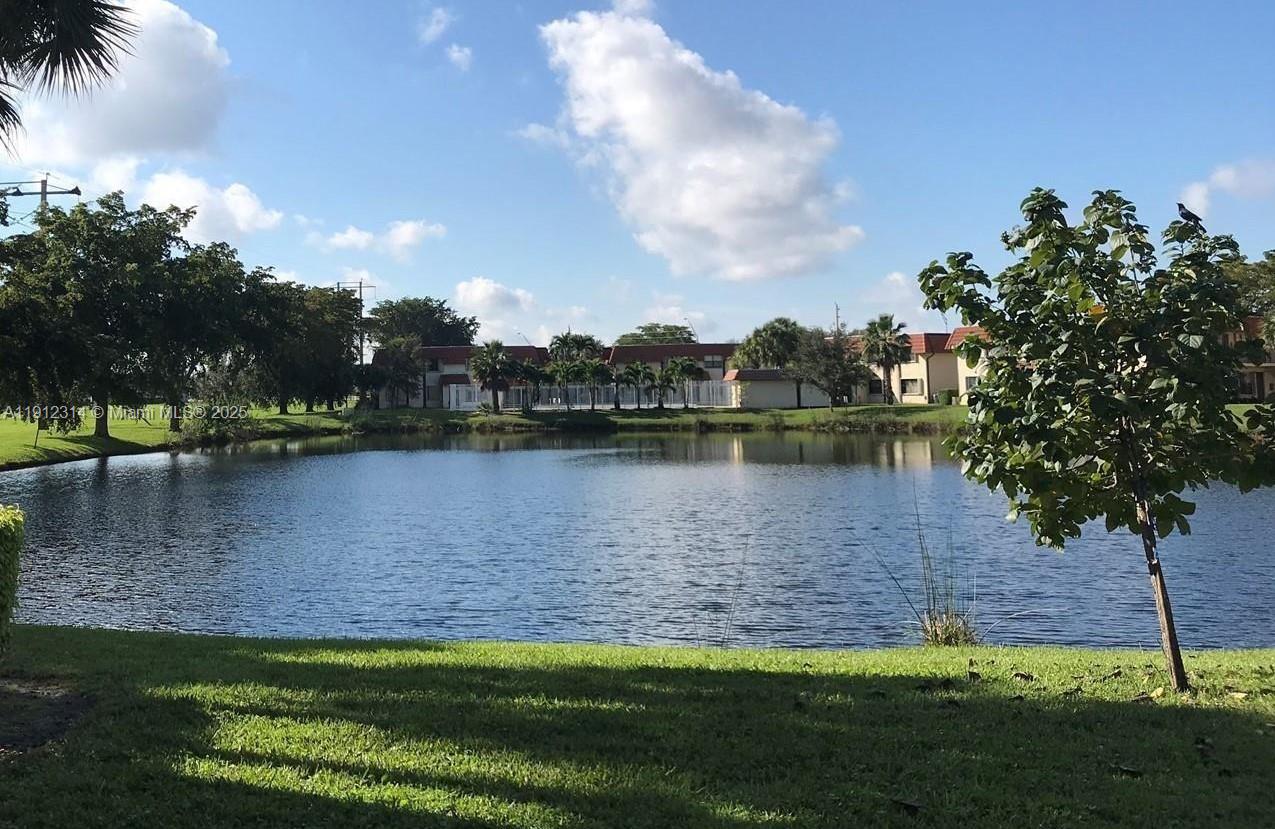 PALM PLACE CONDO - Residential Lease