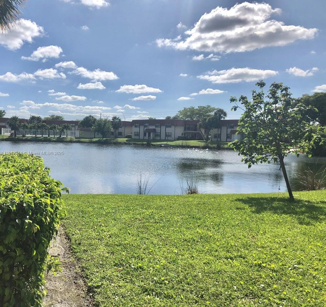 PALM PLACE CONDO - Residential Lease