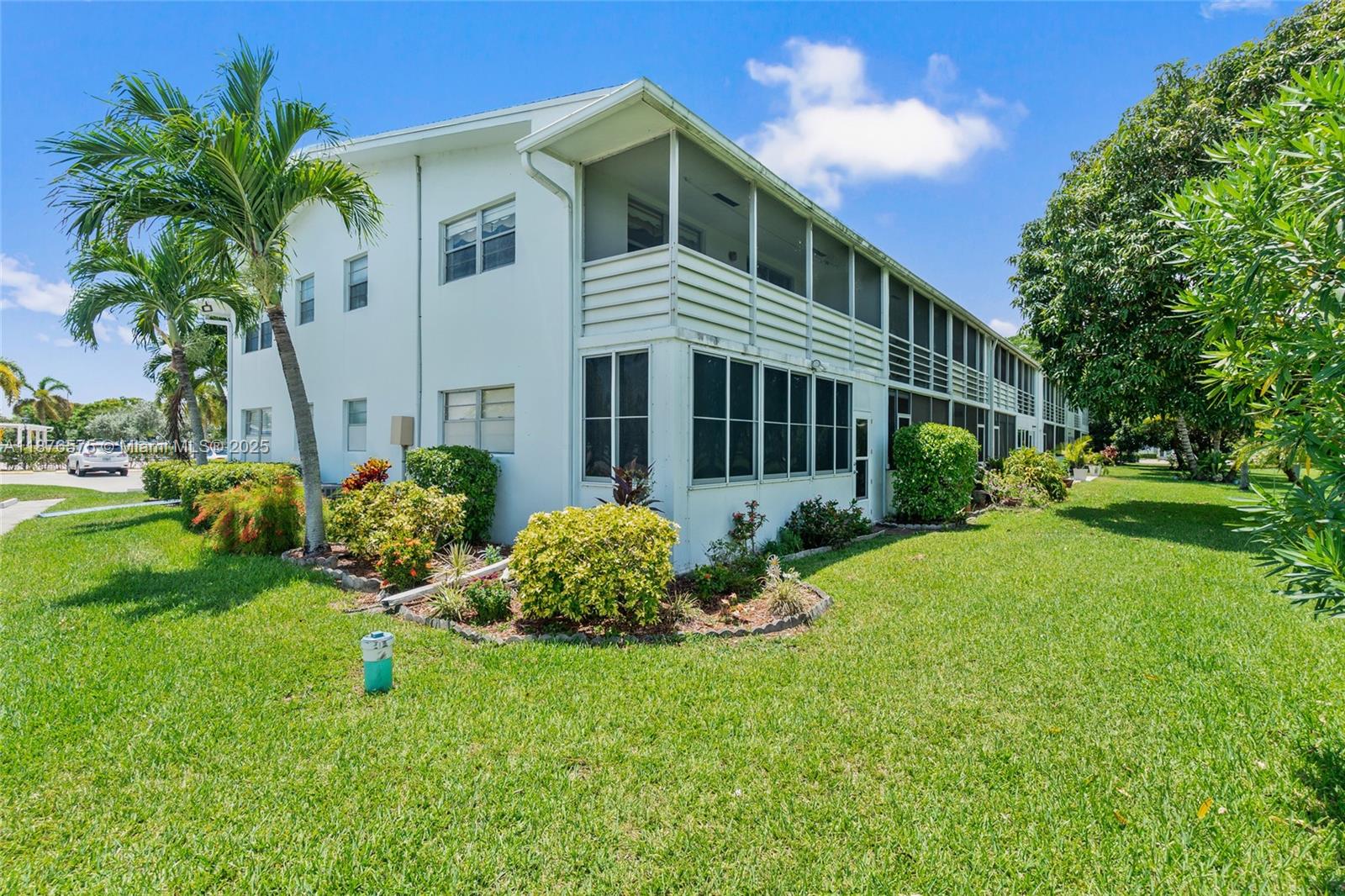 MARKHAM T CONDO - Residential Lease