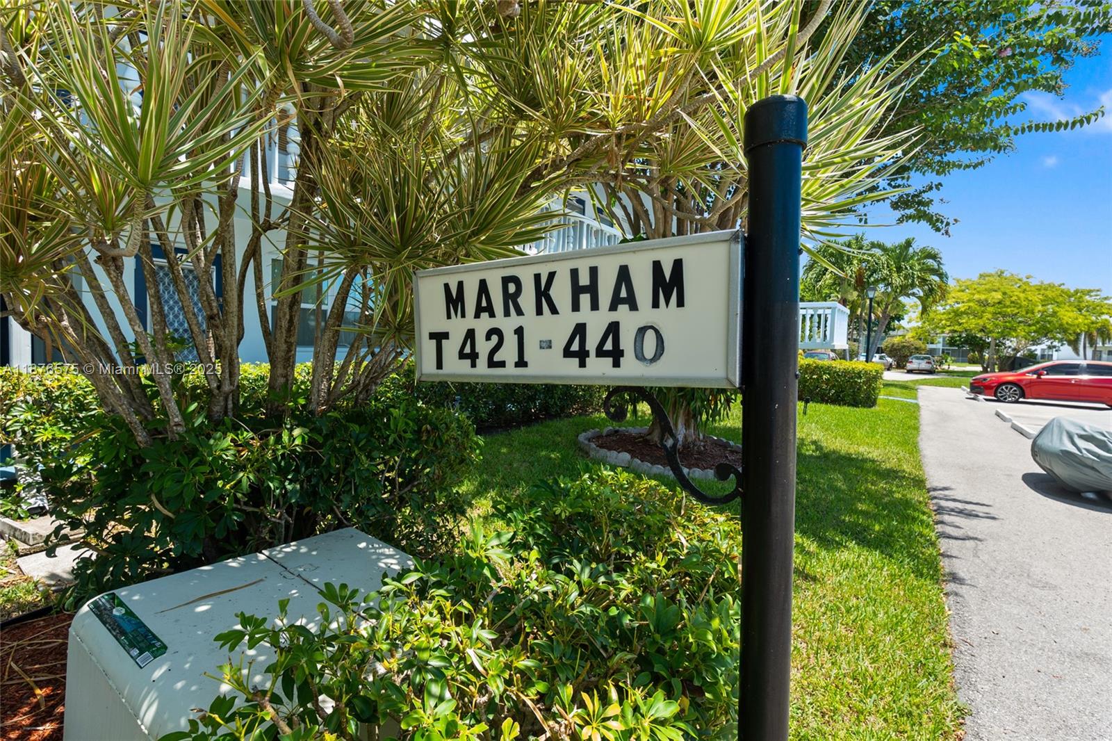 MARKHAM T CONDO - Residential Lease